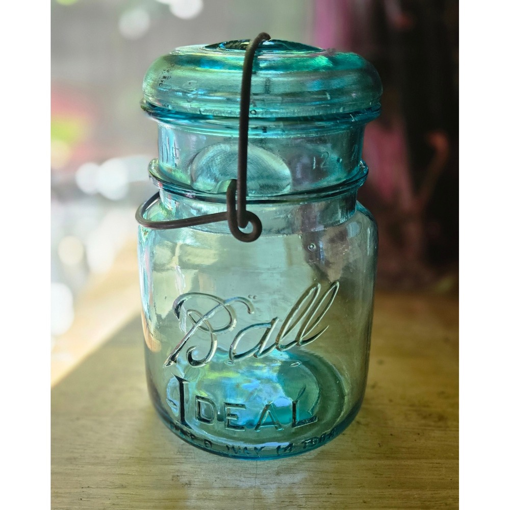 Vintage Ball Ideal Aqua Blue Glass Mason Jar #4 with Lid and Wire Bail Closure
